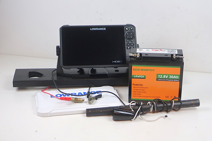 LOWRANCE HDS 9 MED BATTERI