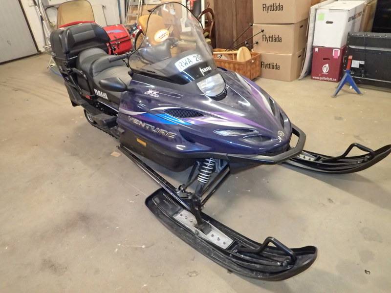 Snöskoter Yamaha Venture XL 2001