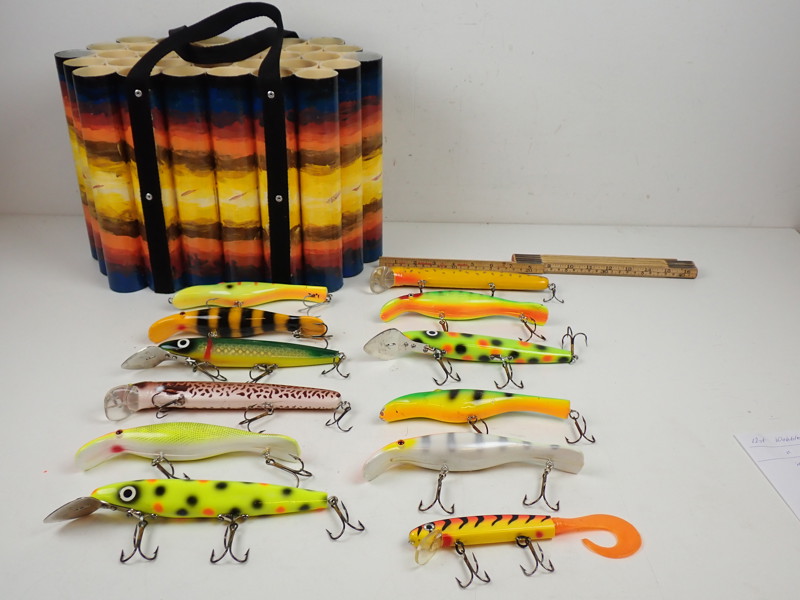 12 st WOBBLERS + förvaring
