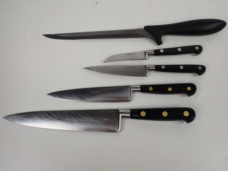 KNIVAR Sabatier + Fiskars