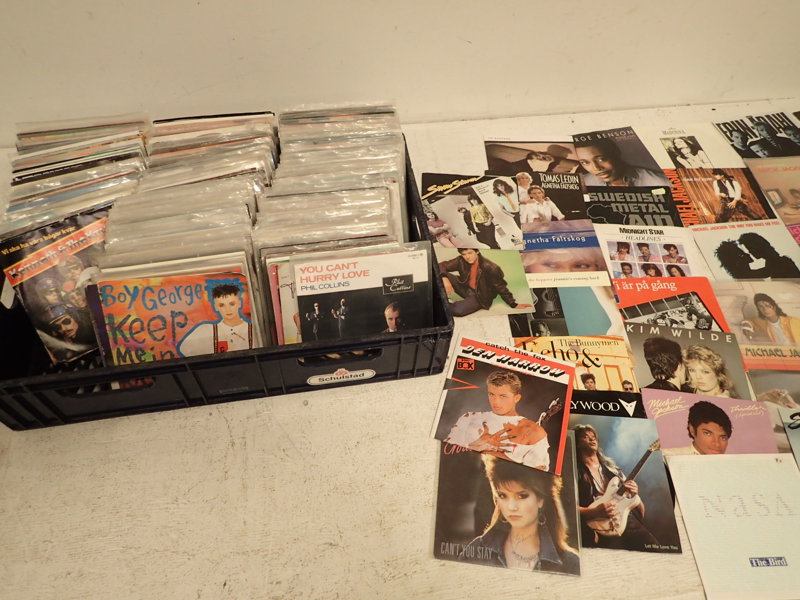 Vinyl singlar  ca.320st  "Pop/Rock"