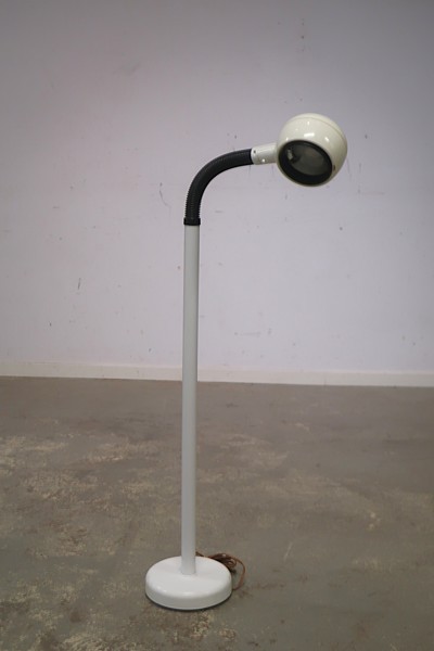 GOLVLAMPA FAGERHULT