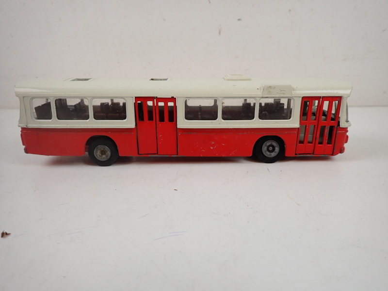 BUSS Scania CR-76, Tekno