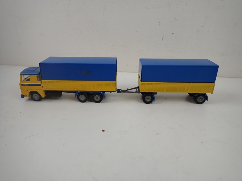 LEKSAKSBIL Scania, Tekno