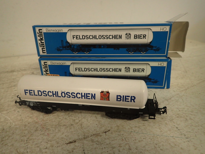 2 st Märklin vagnar "Feldschlösschen bier" i kartong