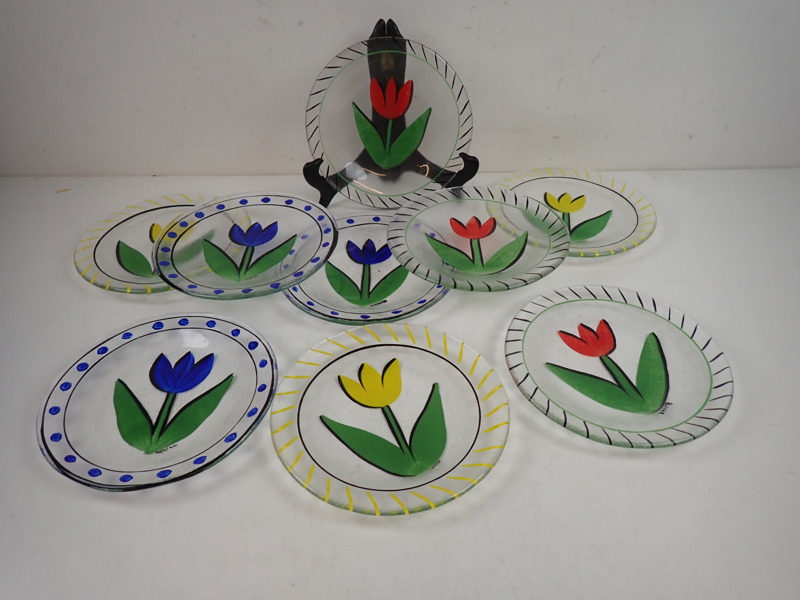 9 st ASSIETTER "Tulip" Ulrica Hydman Vallien, Kosta Boda