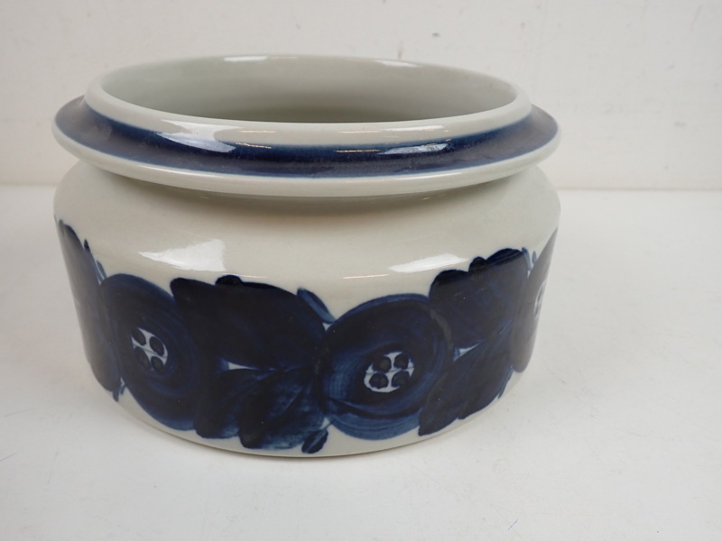 SKÅL "Blå Anemone" Ulla Procope, Arabia