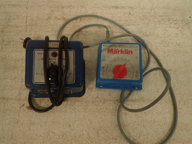 2st transformatorer MÄRKLIN