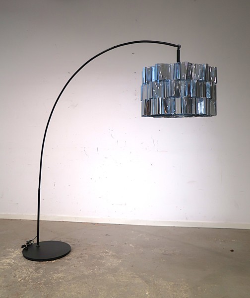 GOLVLAMPA