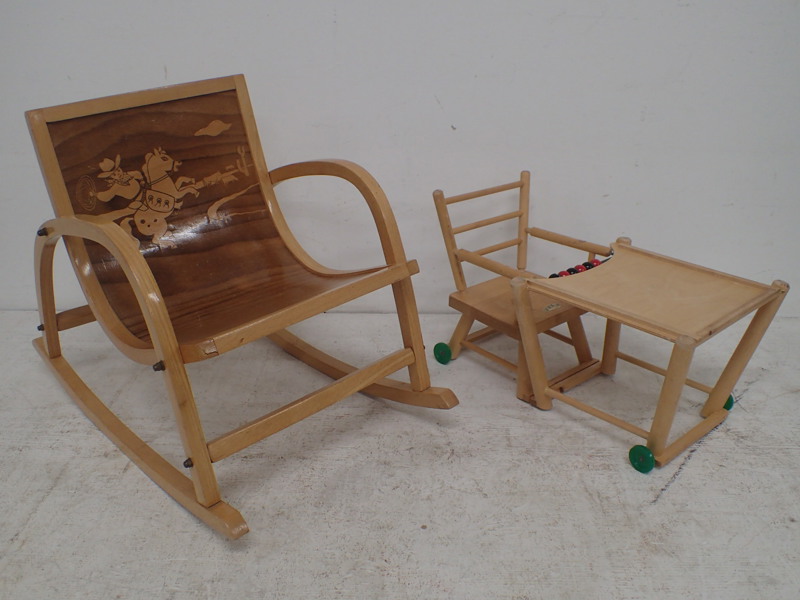 2 barnmöbler