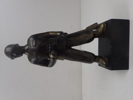 Soldat i patinerad metall på sockel     H:23cm
