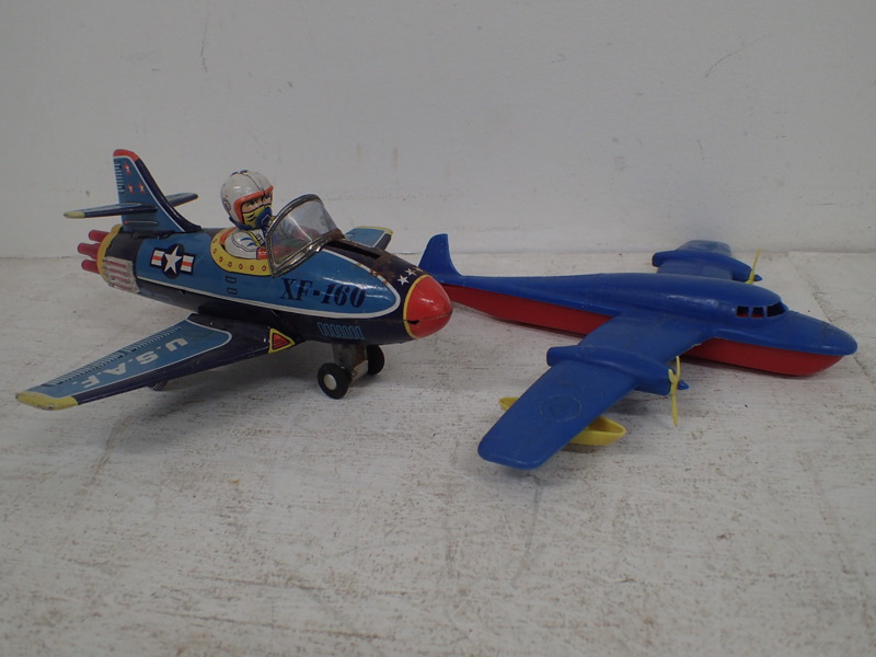 2st flygplan L:28-38cm