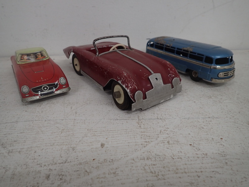 3st plåtbilar L: 16-23cm