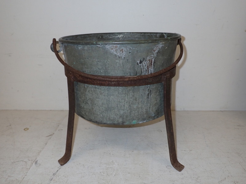 KITTEL med smidesställning