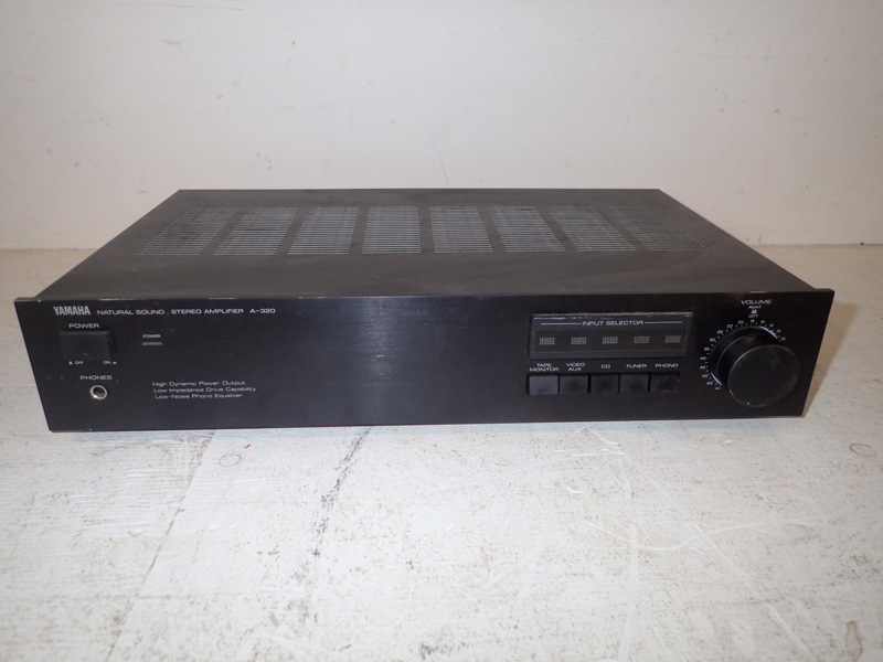 Förstärkare Yamaha A-320