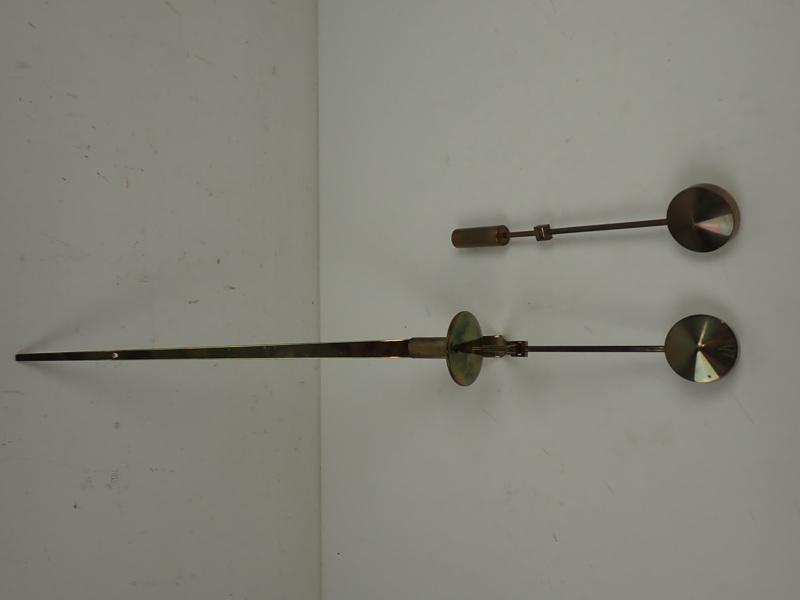 VÄGGLAMPETT "Pendeln" Pierre Forsell, Skultuna