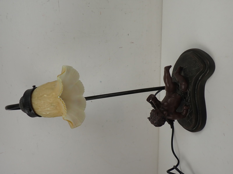 BORDSLAMPA i gammal stil