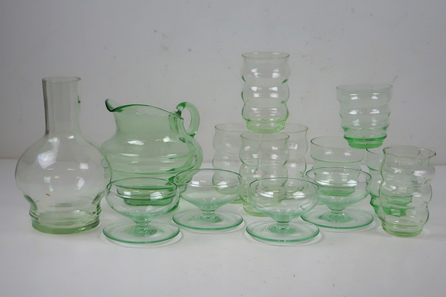 SERVISDELAR. GRÖNT GLAS