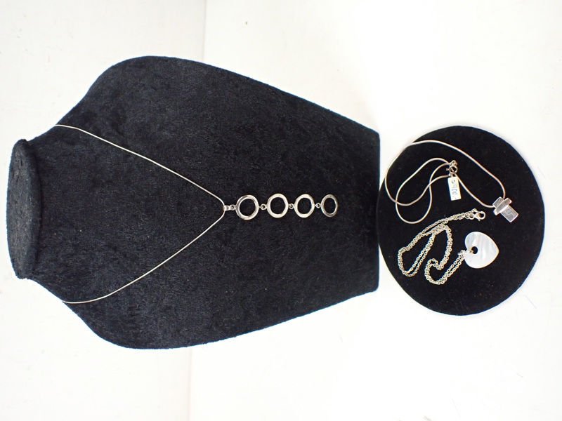 3 st SILVERKEDJOR + 1 HÄNGE i Silver, Efva Attling