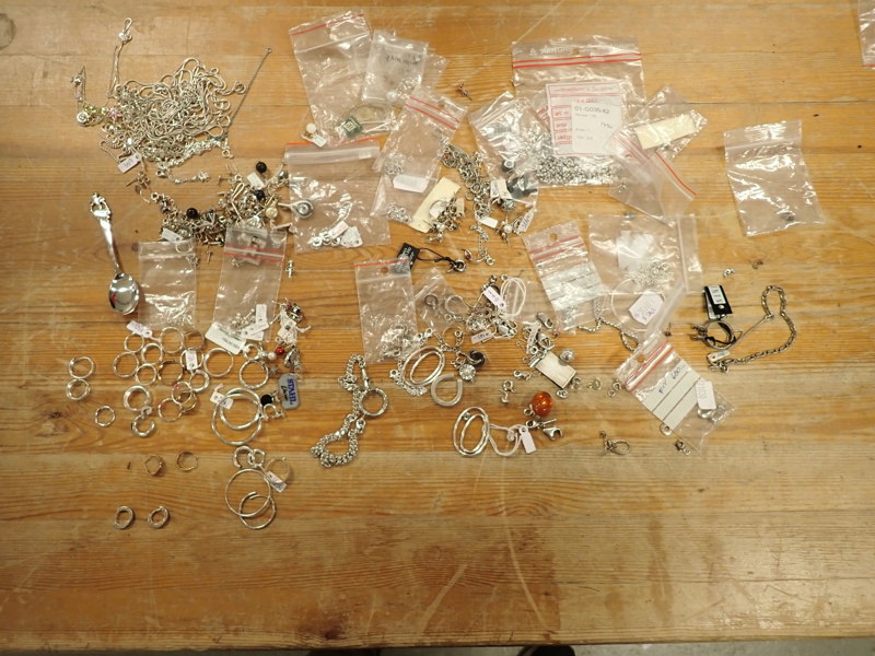 Defekt + udda Silverdelar m m