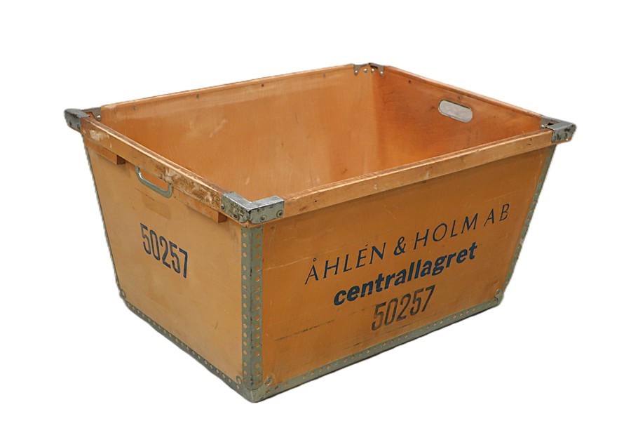 TRÄBACK. ÅHLÉN & HOLM AB