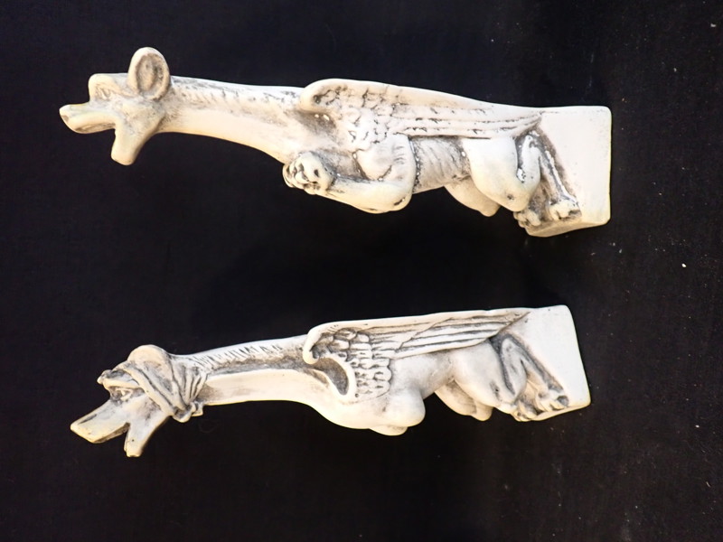 2 st SKULPTURER i gips