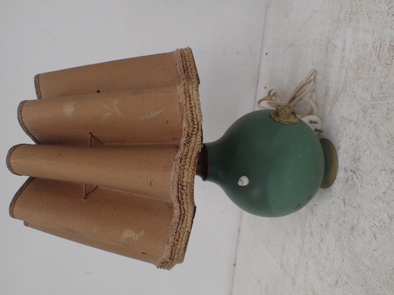 Bordslampa i metall   H:49cm