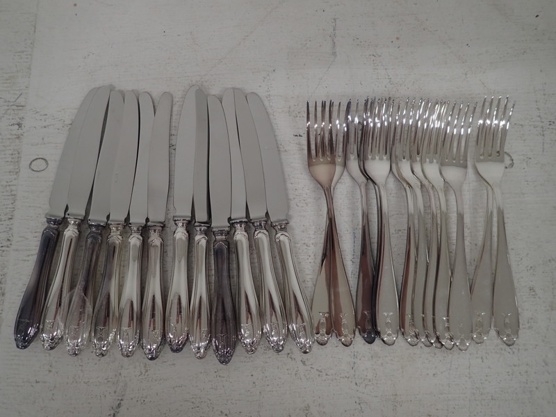 Bestick  Wasakärven  12+12st i silver   Vikt:1102gr