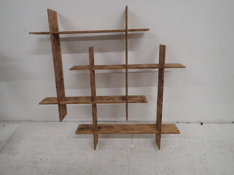 Vägghylla   48x48cm