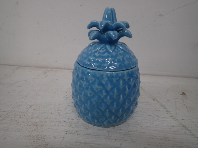 Ananasburk    Guldkroken    H:15cm