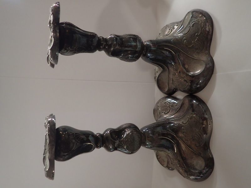 2 ljusstakar i silver   H:17cm