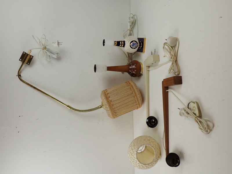 3 st VÄGGLAMPOR + 2 st BORDSLAMPOR