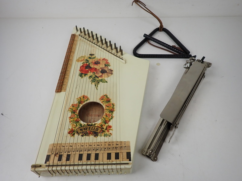 LIVELLO, NOTSTÄLL + TRIANGEL