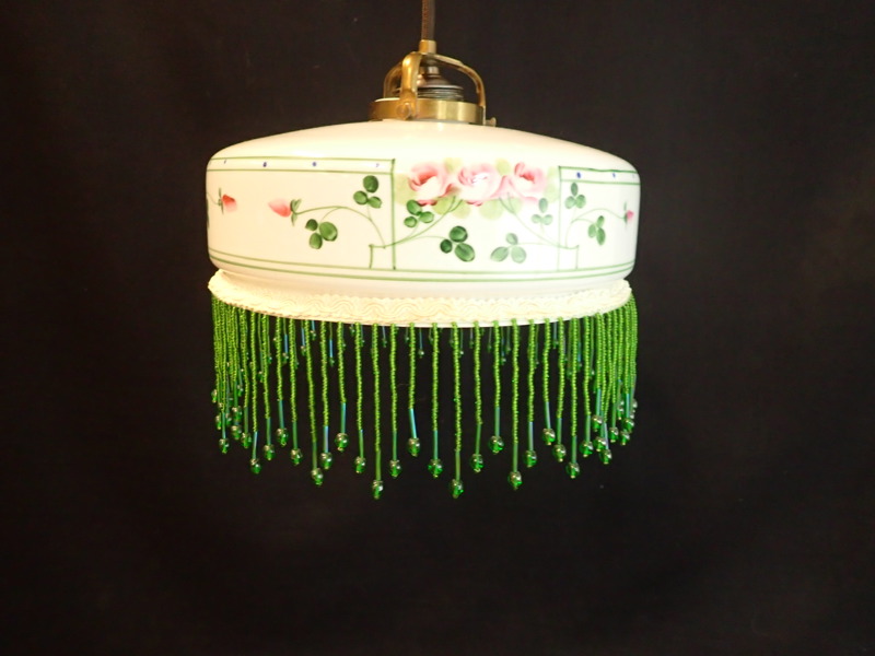 Takarmatur med pärlfrans D:23cm