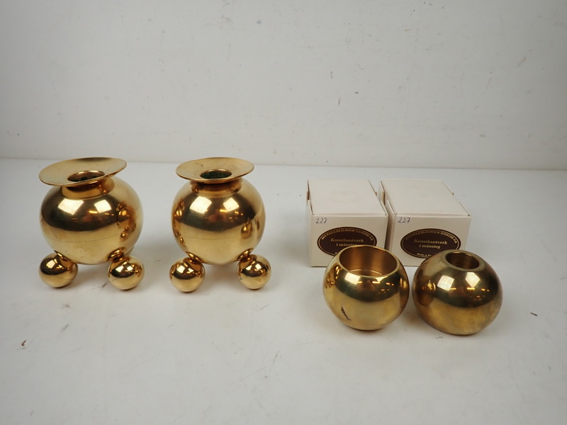 2 par MÄSSINGLJUSSTAKAR, Gusum