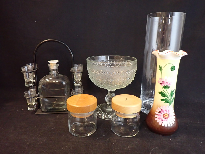 KARAFF, FOTSKÅL, BURKAR  m m