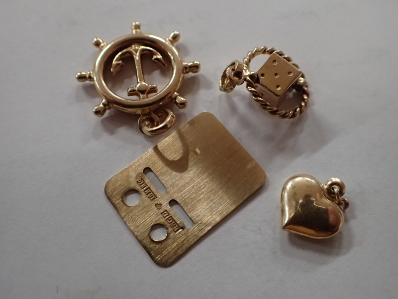 4-delar 18k vikt:6,7gr