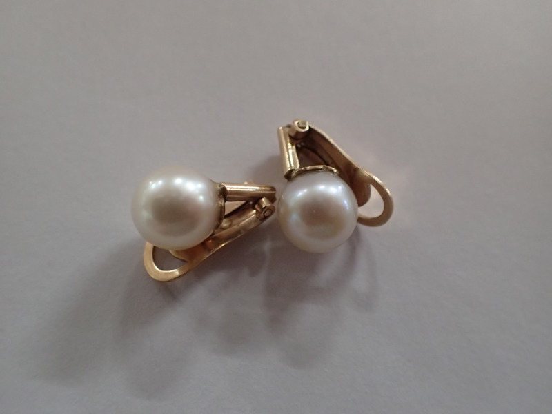 Örhängen 18k med odlade pärlor