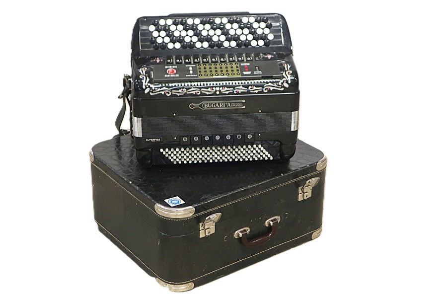 DRAGSPEL. BUGARI ARMANDO. SUPERFIS A