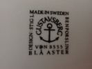 3 st ASSIETTER + 4 st KAFFEFAT "Blå Aster" Gustavsberg