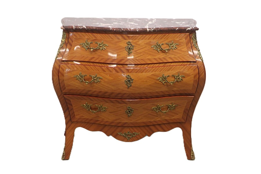 STILBYRÅ MED STENSKIVA