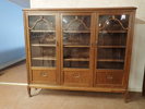 Ekfanerat Vitrinskåp