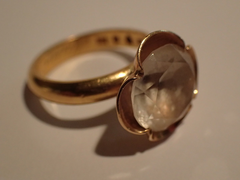 Ring  23/18k          Vikt:9,9gr