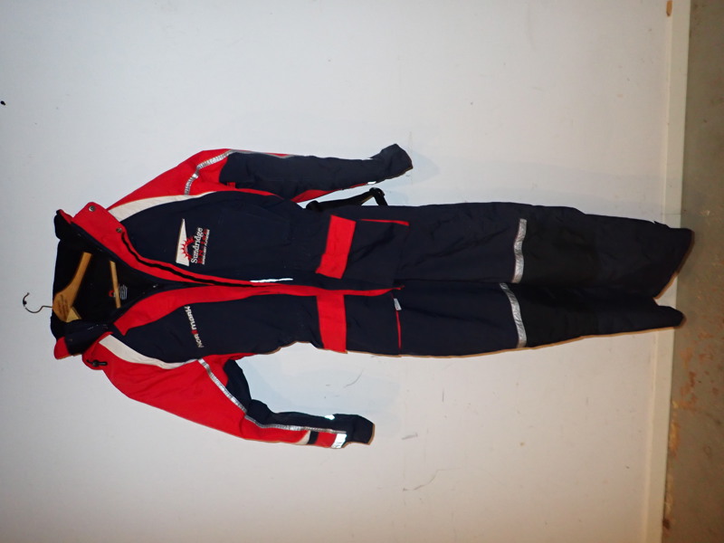 FLYTOVERALL storlek M