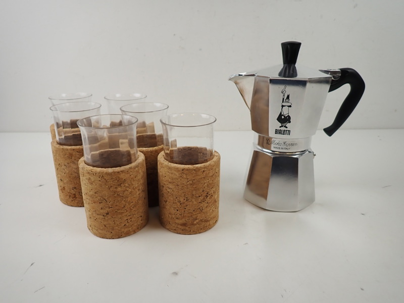 Bialetti KAFFEBRYGGARE + 6 st KAFFEGLAS