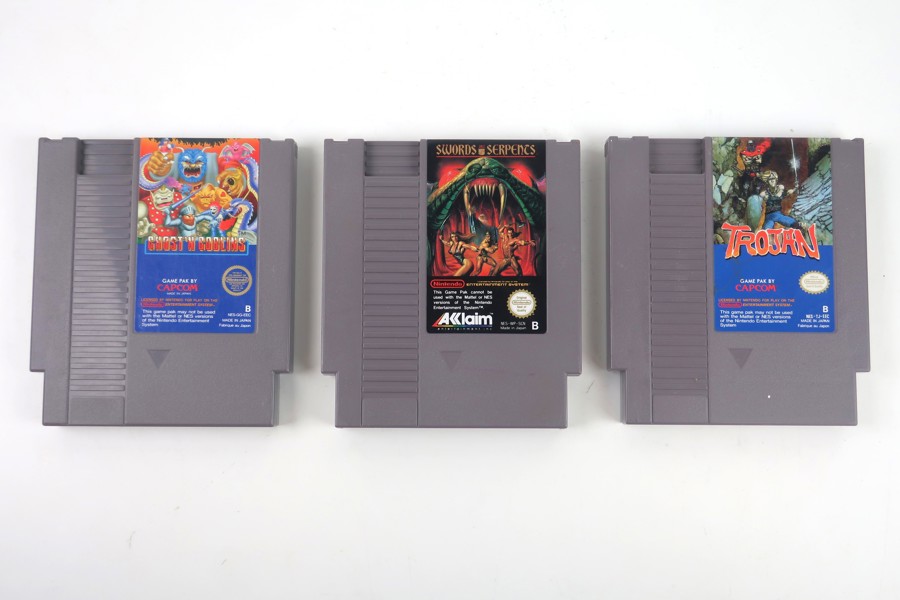 GHOST`N GOBLINS. SWORDS AND SERPENTS. TROJAN. NINTENDO 8-BIT 