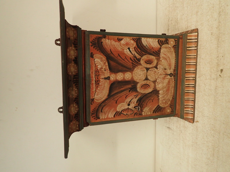 Målat skåp " 1802"