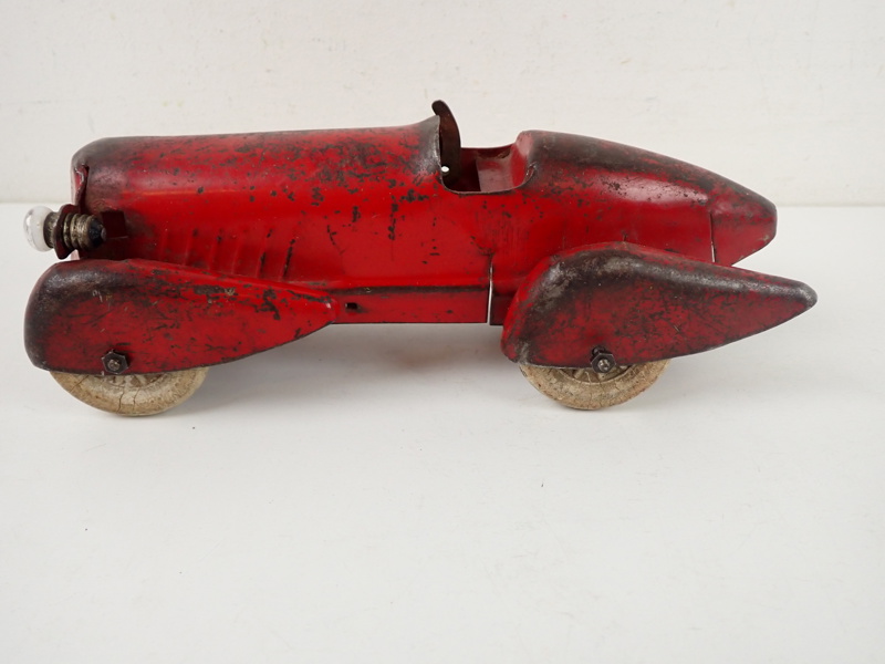 "Leksaksbil" Wyandotte Boat Tail Streamline Toy Race