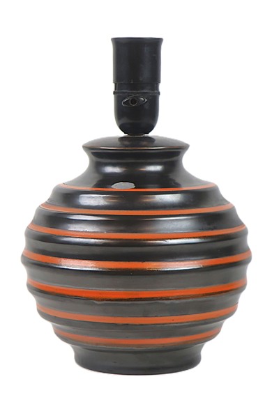 Bordslampa modell "Kulvas"   märkt UE 53?