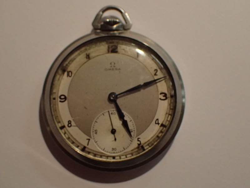 Fickur  Omega i stål    D:48mm